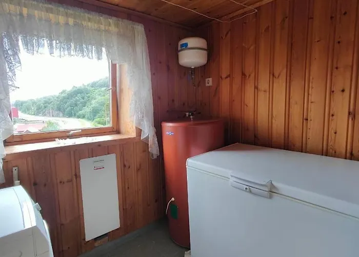 Apartment Separate Floor In A Private House With A Private Entrance *