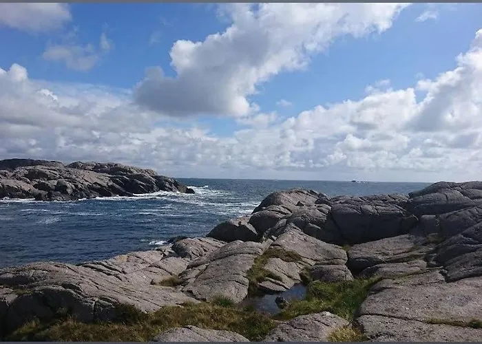Separate Floor In A Private House With A Private Entrance * Egersund